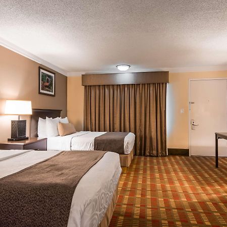 Best Western Garden Villa Inn Роузберг Экстерьер фото
